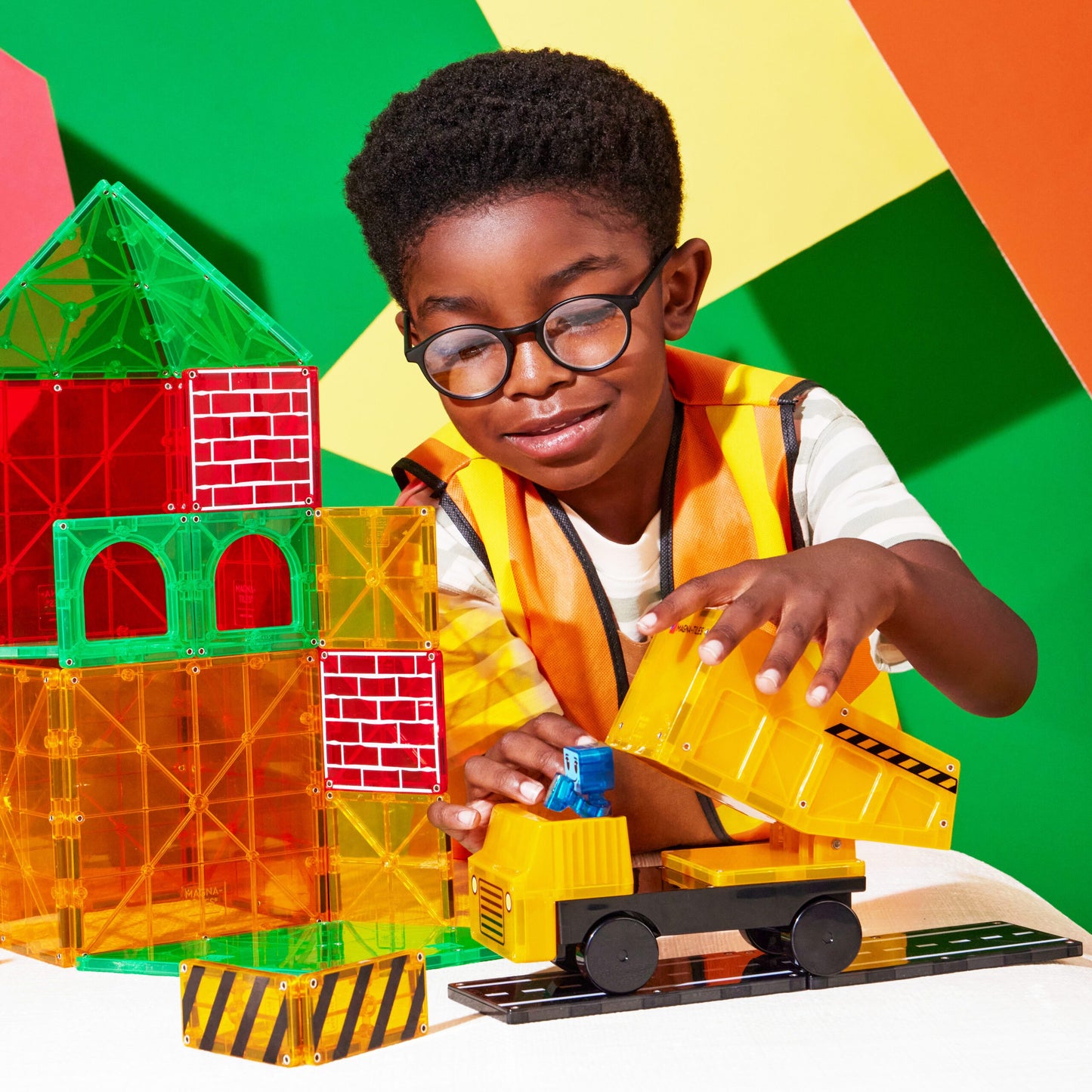 MAGNA-TILES Builder XL; Trucks 50 Piece Set