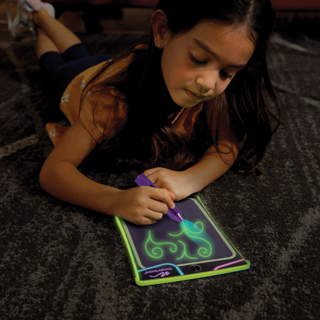 Magic Sketch Glow Kids Drawing Kit