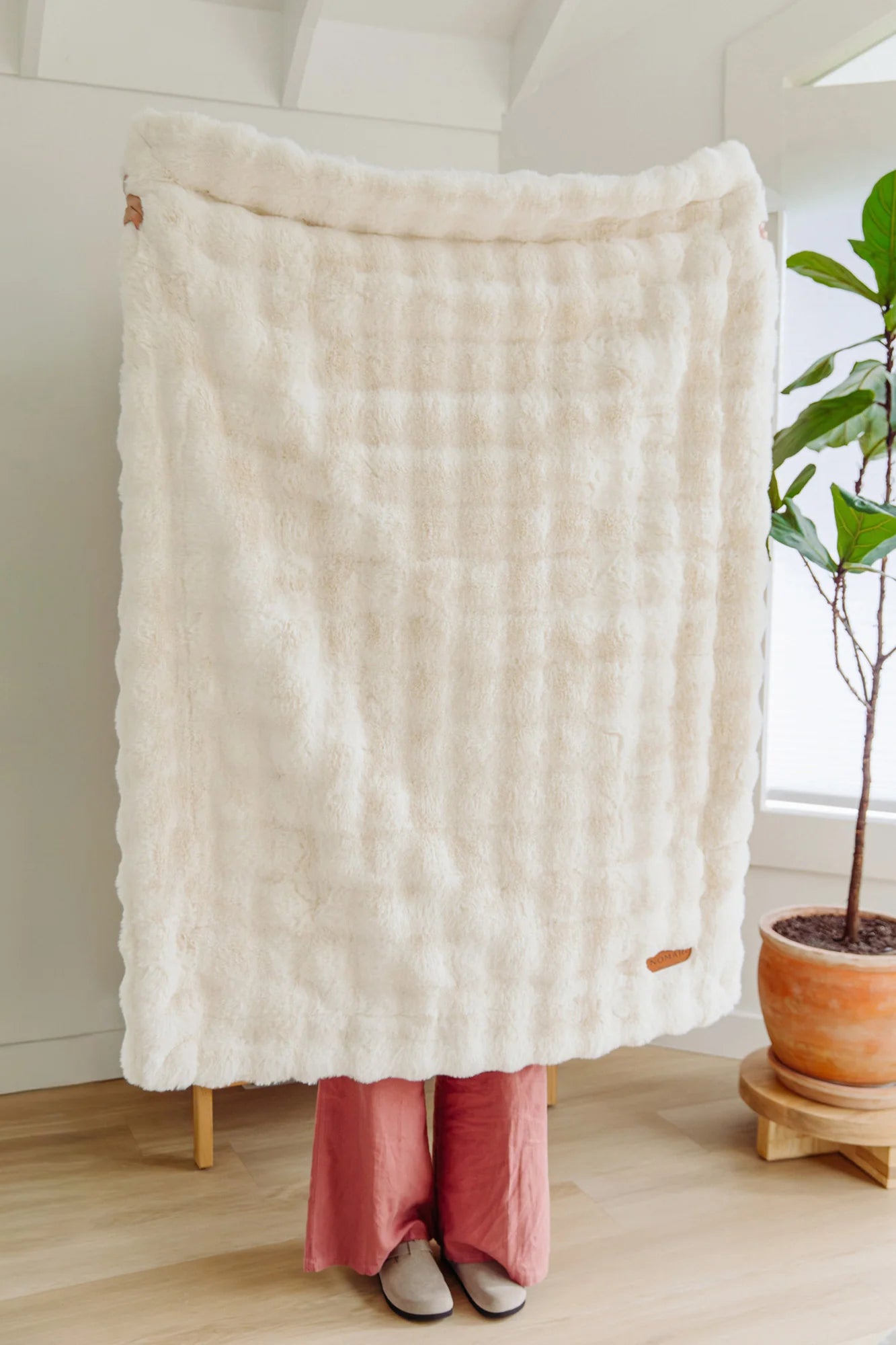 Little Giraffe Cloudscape Throw Blanket