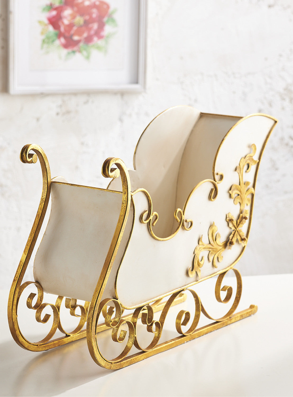 Sleigh with Gilded Runners (24.5")
