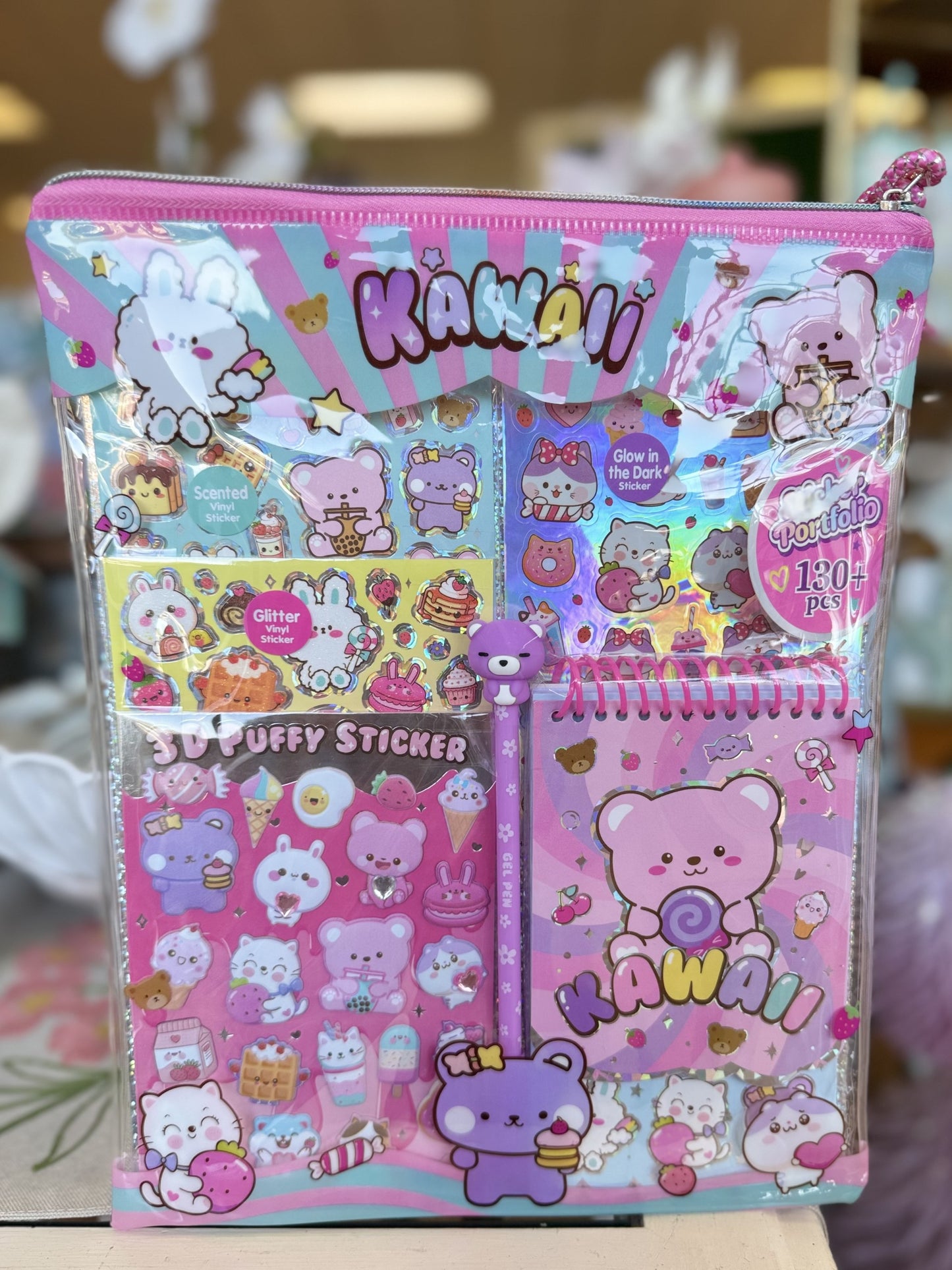 Sticker Portfolio, Critter