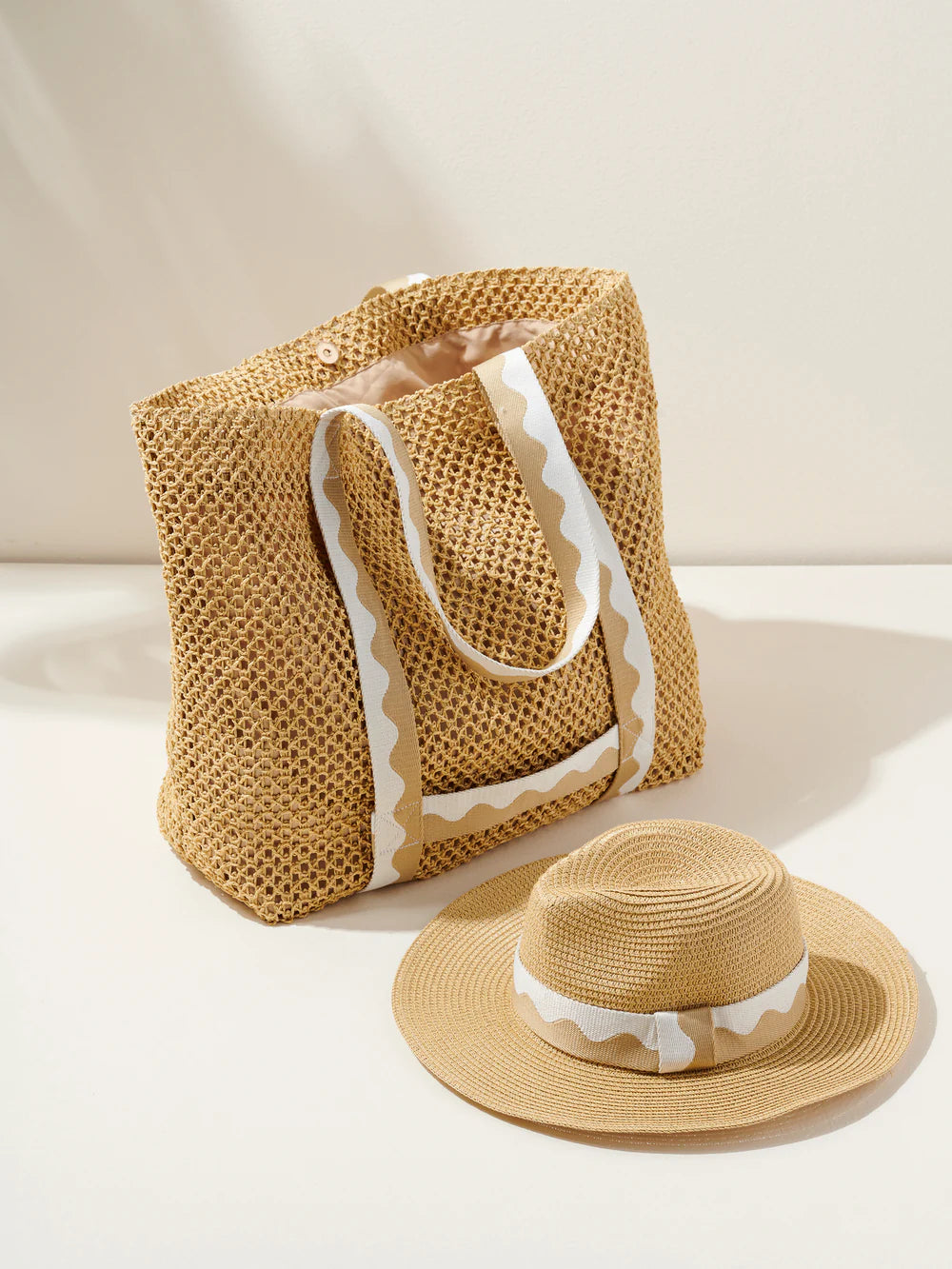 Antigua Tote and Hat Set