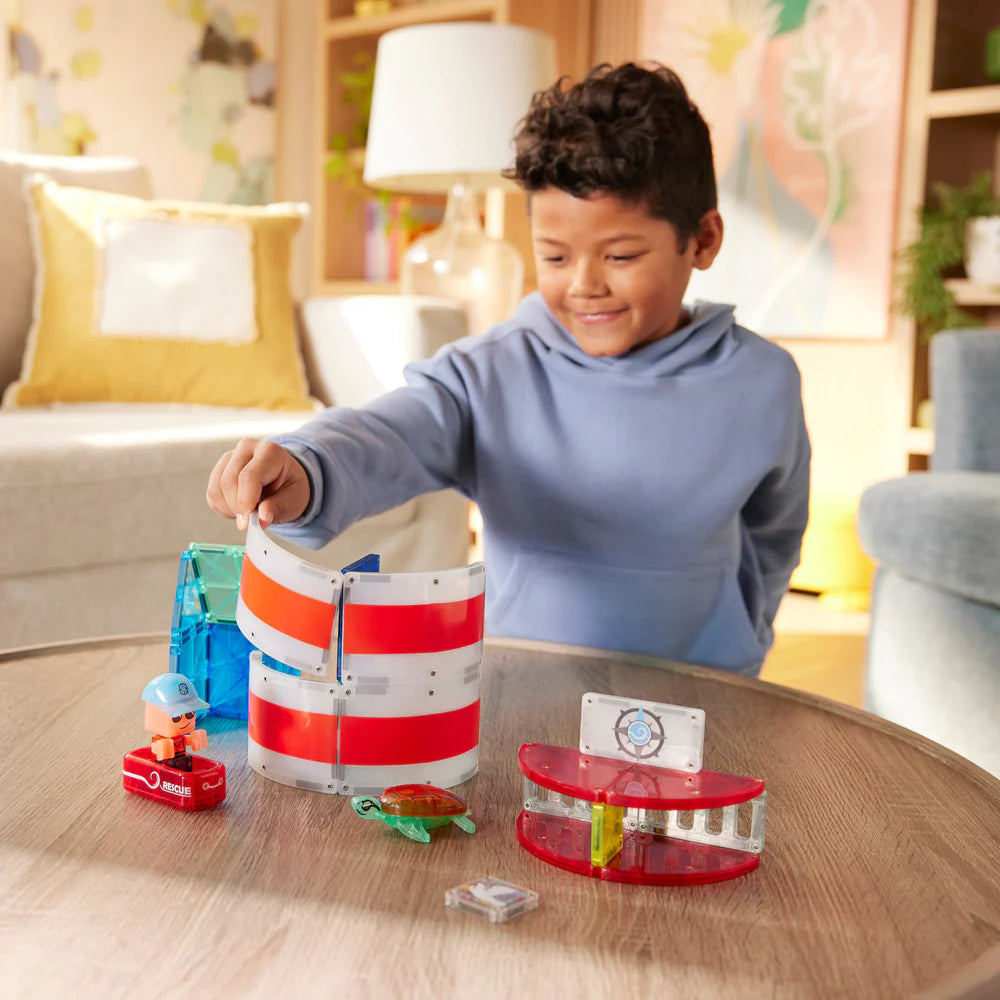 Magna-Tiles Lighthouse Rescue
