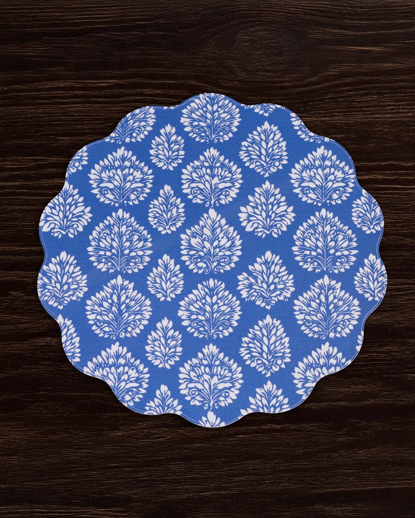 VIDA Chinoiserie Reversible Round Placemats Set of 4 (Blue and White)