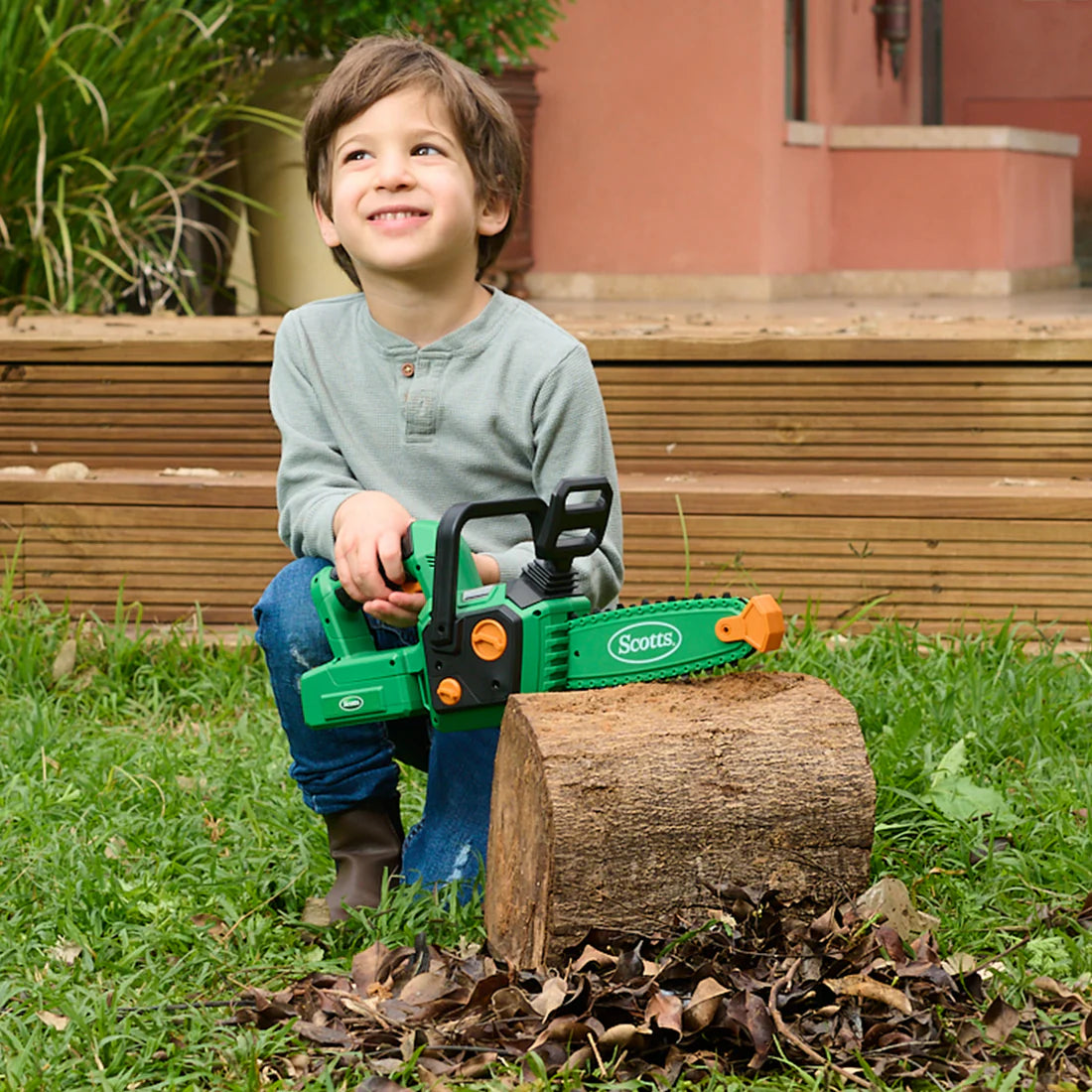 Scotts Battery-Operated Deluxe Chain Saw