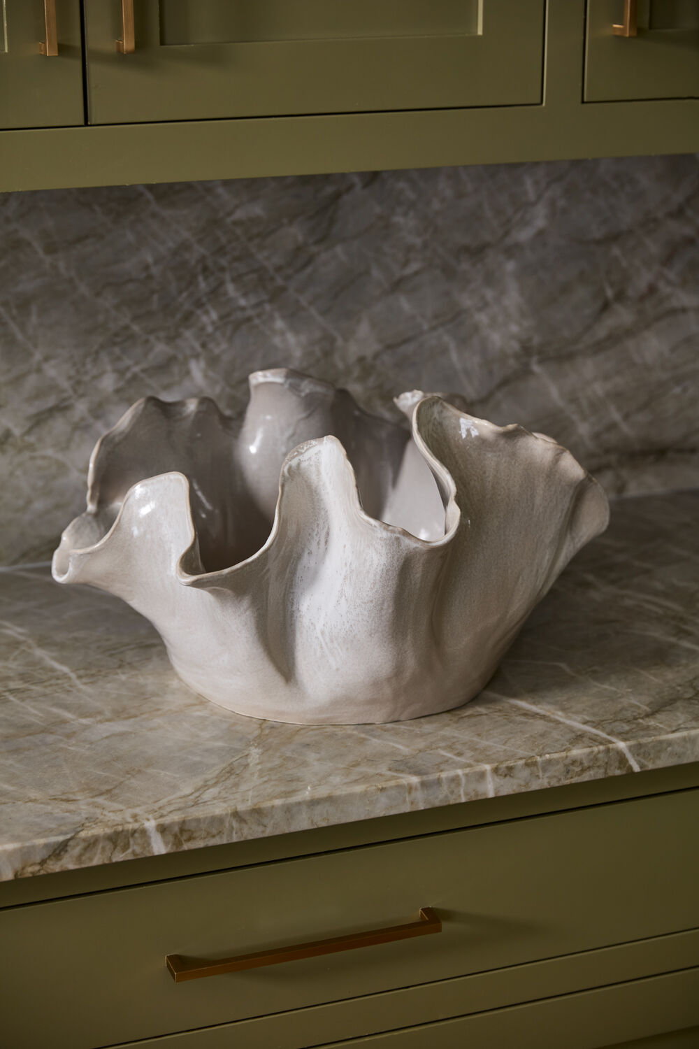 Waterfront Bowl 20"x 17"x 10.25"