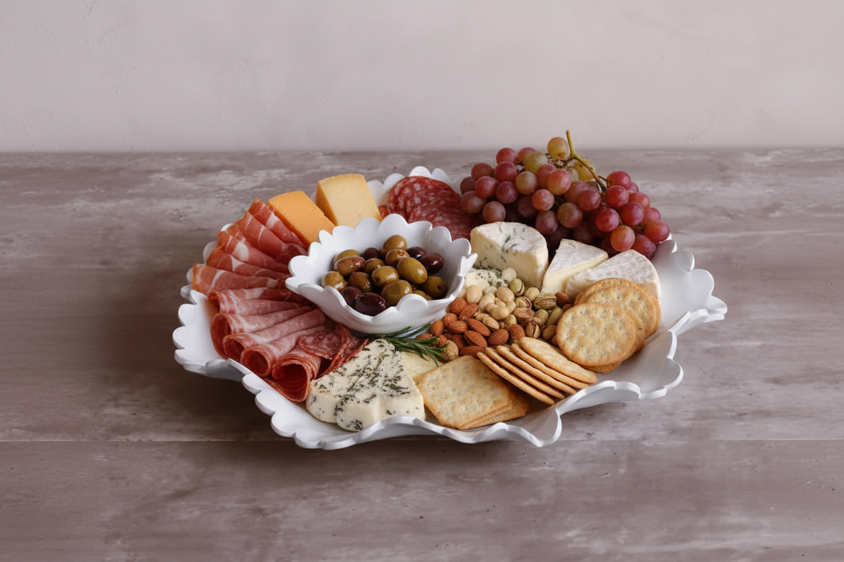 Vida Colette Round Platter with Mini Dip Bowl