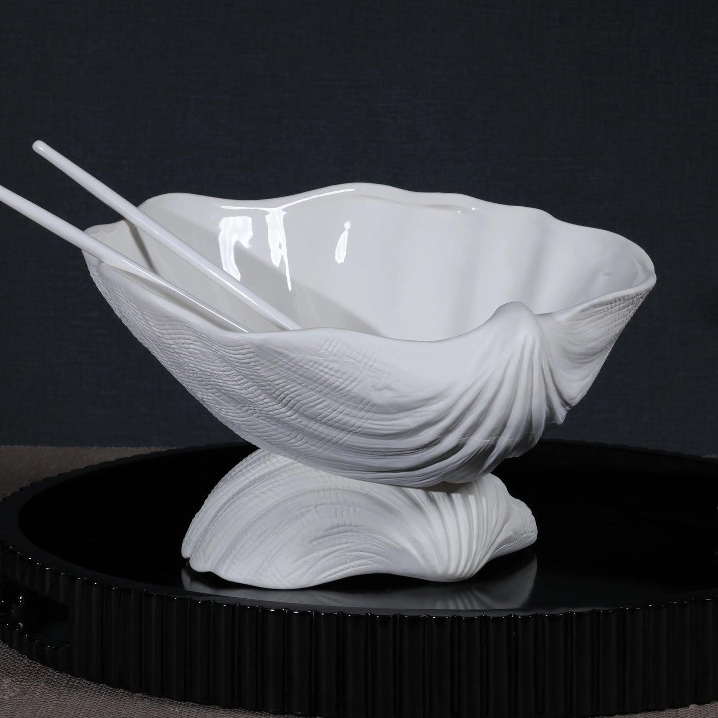 La Coquille Stoneware Clam Shell Bowl