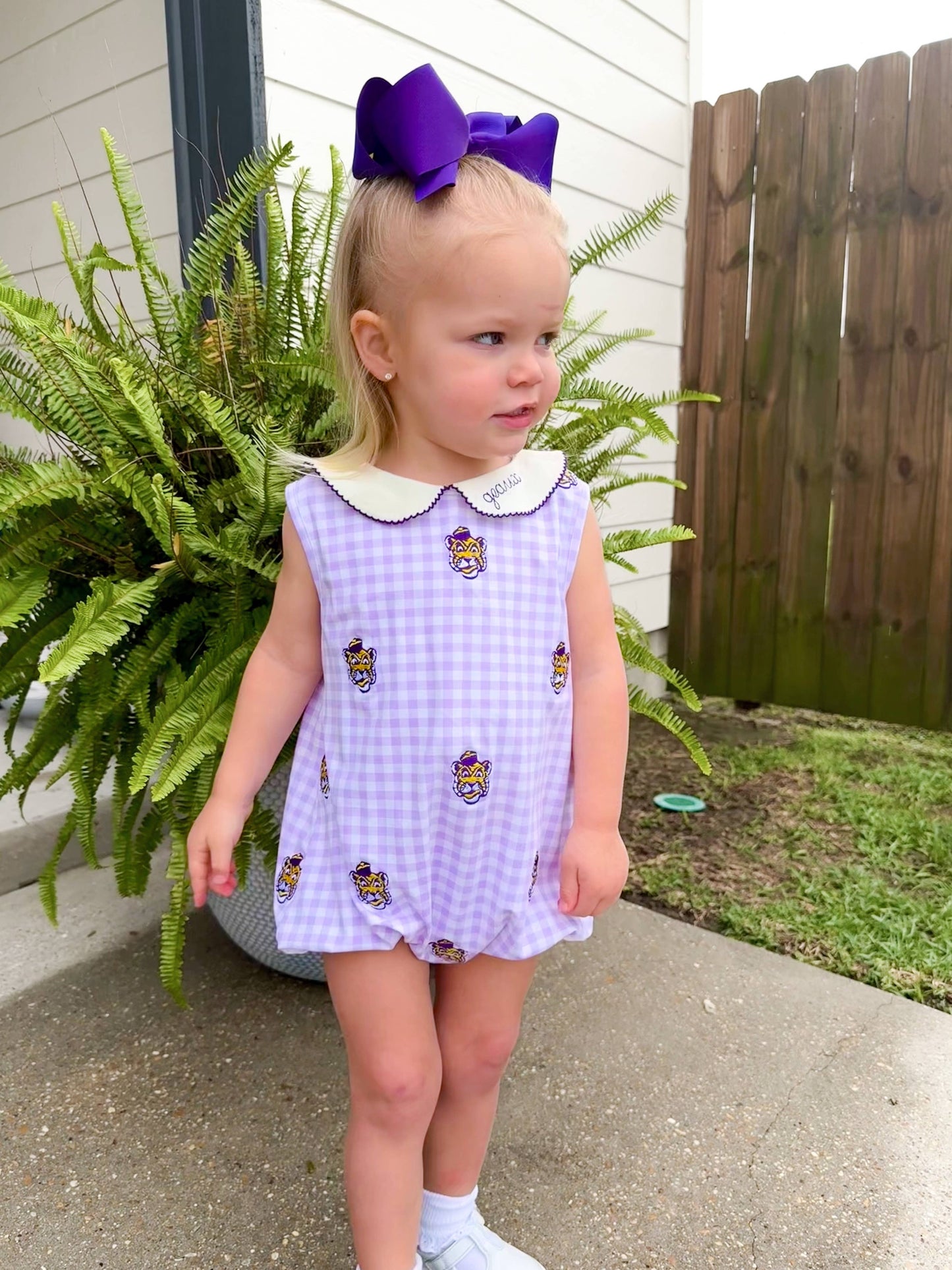 Callin’ Baton Rouge Girl Bubble