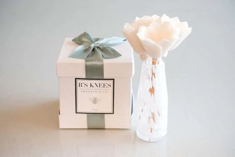 White Confetti Flower Reed Diffuser