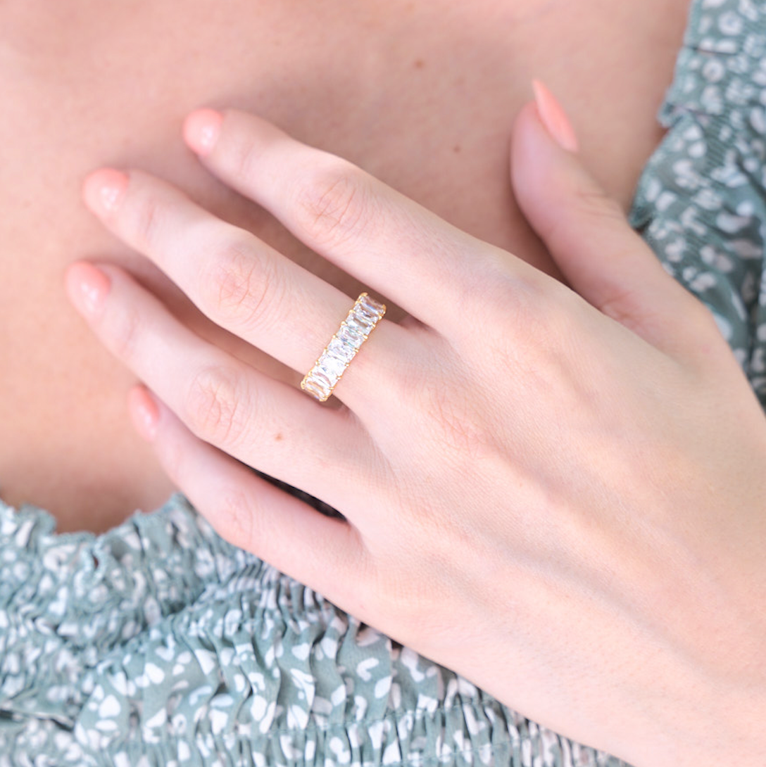 Waterproof Gold Crystal Ring: 6