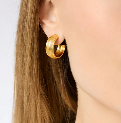 Cobblestone Hoop Gold