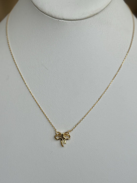 Bow Pendant Necklace