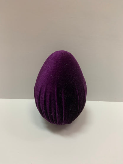 Handmade Velvet Eggs